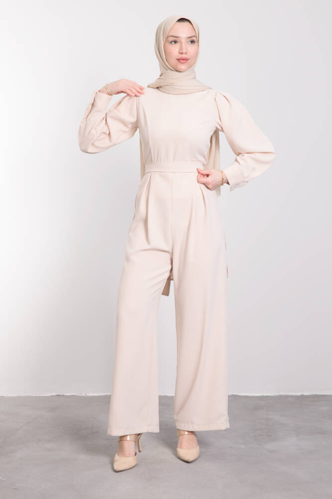 Arkası Parça Detaylı Tesettür Tulum Krem - LAMİAGİYİM