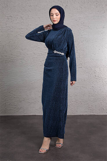 Beli Taş İşlemeli Büzgülü Elbise Lacivert - LAMİAGİYİM