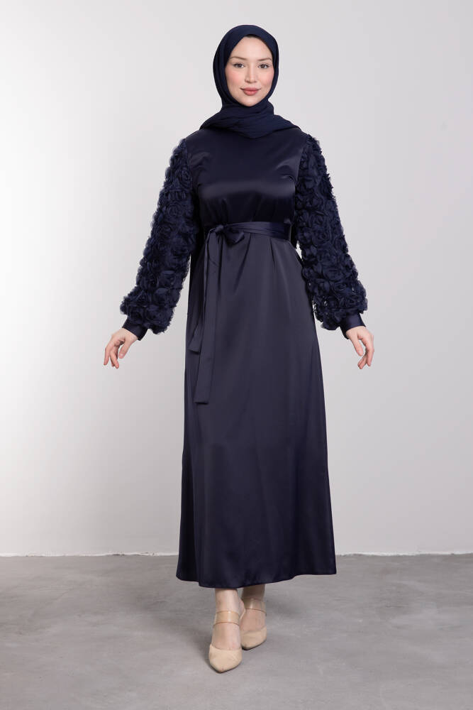 Kolları Full Gül İşlemeli Abiye Lacivert - LAMİAGİYİM