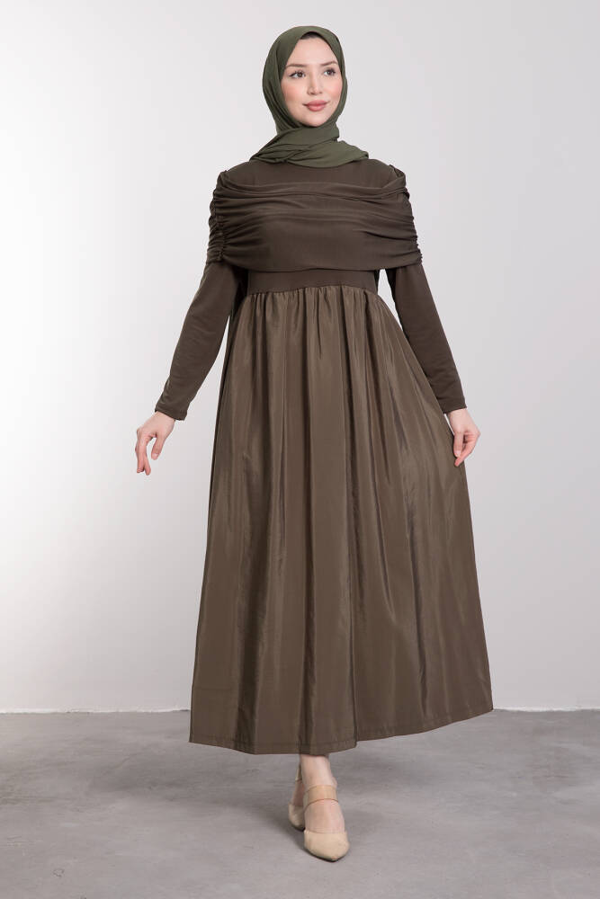 Omuzlarından Parça Büzgülü Elbise Haki - LAMİAGİYİM