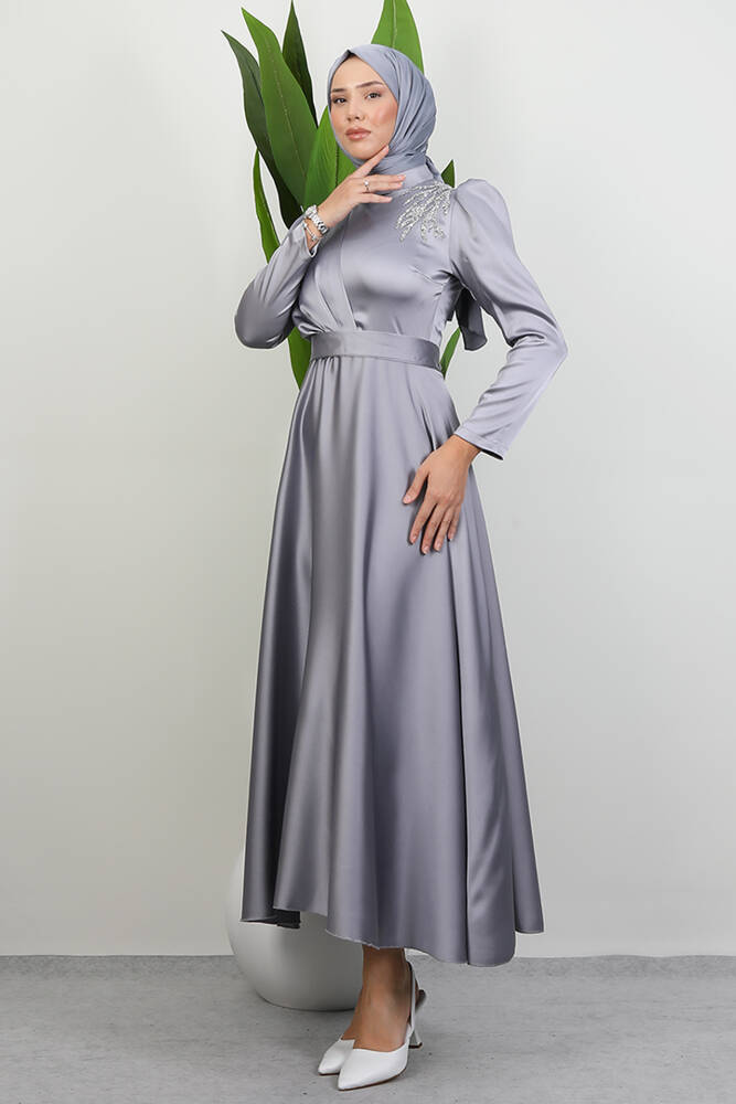 Omzu Taşlı Saten Abiye Gri 