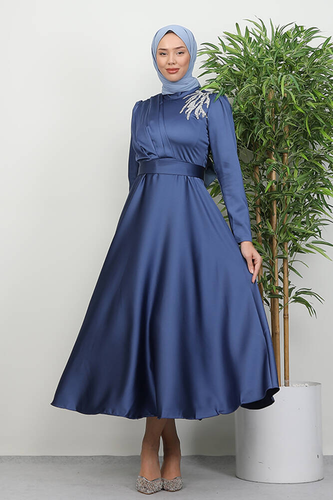 Omzu Taşlı Saten Abiye İndigo - LAMİAGİYİM