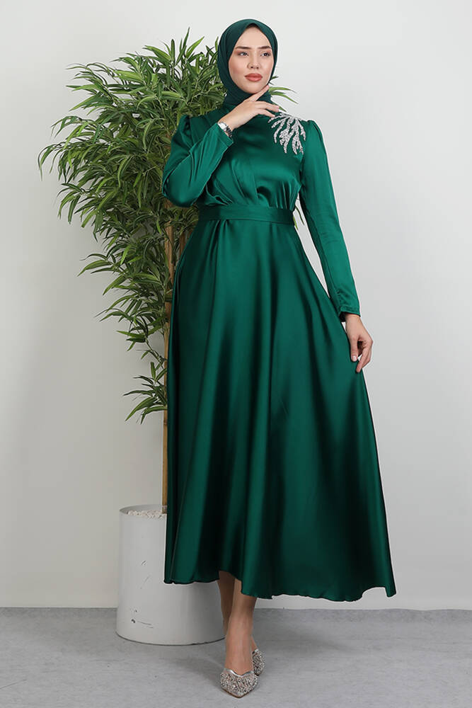 Omzu Taşlı Saten Abiye Zümrüt 