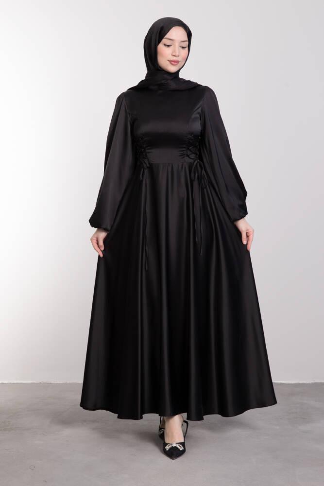 Yandan Bağcıklı Kloş Elbise Siyah - LAMİAGİYİM
